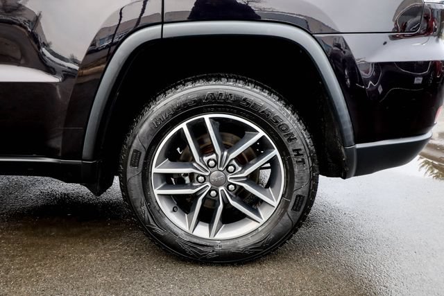 Used 2019 Jeep Grand Cherokee Limited AWD/4WD image 23