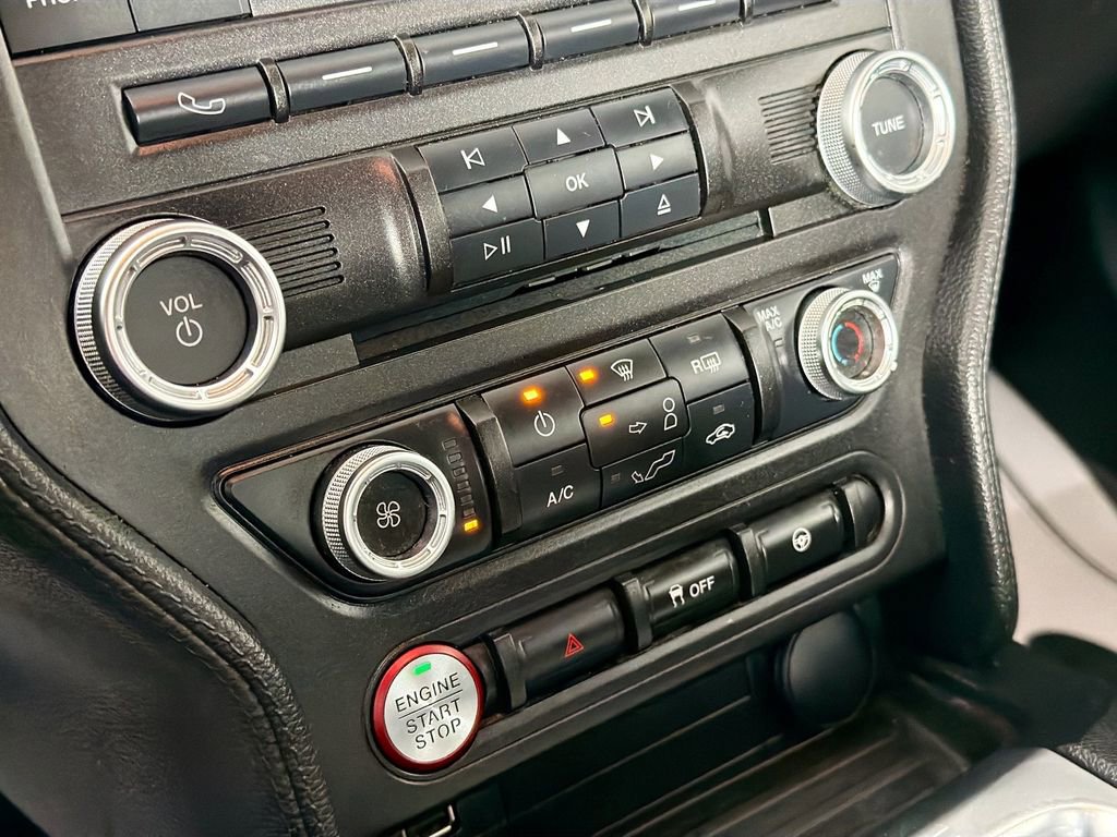 Used 2018 Ford Mustang GT RWD image 16