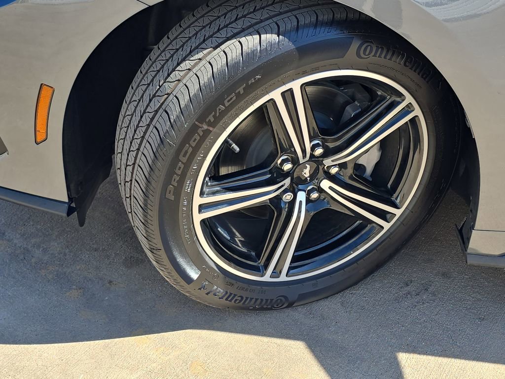 New 2025 Ford Mustang Premium image 26