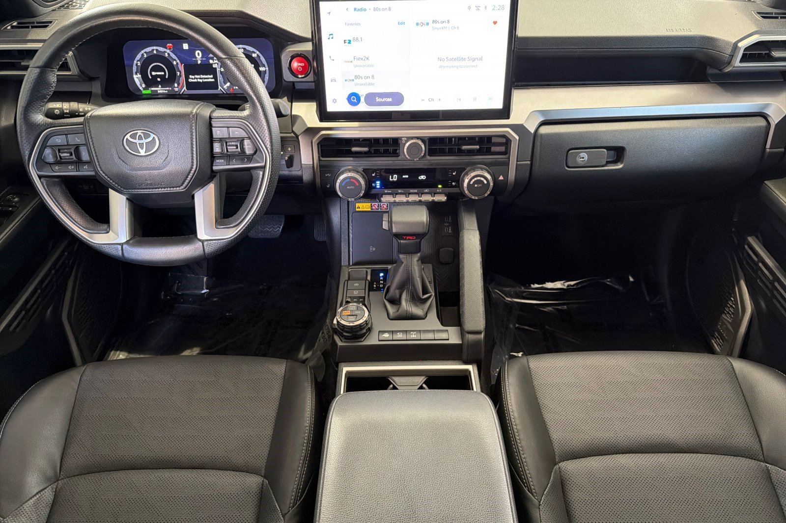 Used 2025 Toyota 4Runner TRD Off-Road Premium w/ Tow Technology Package AWD/4WD image 17
