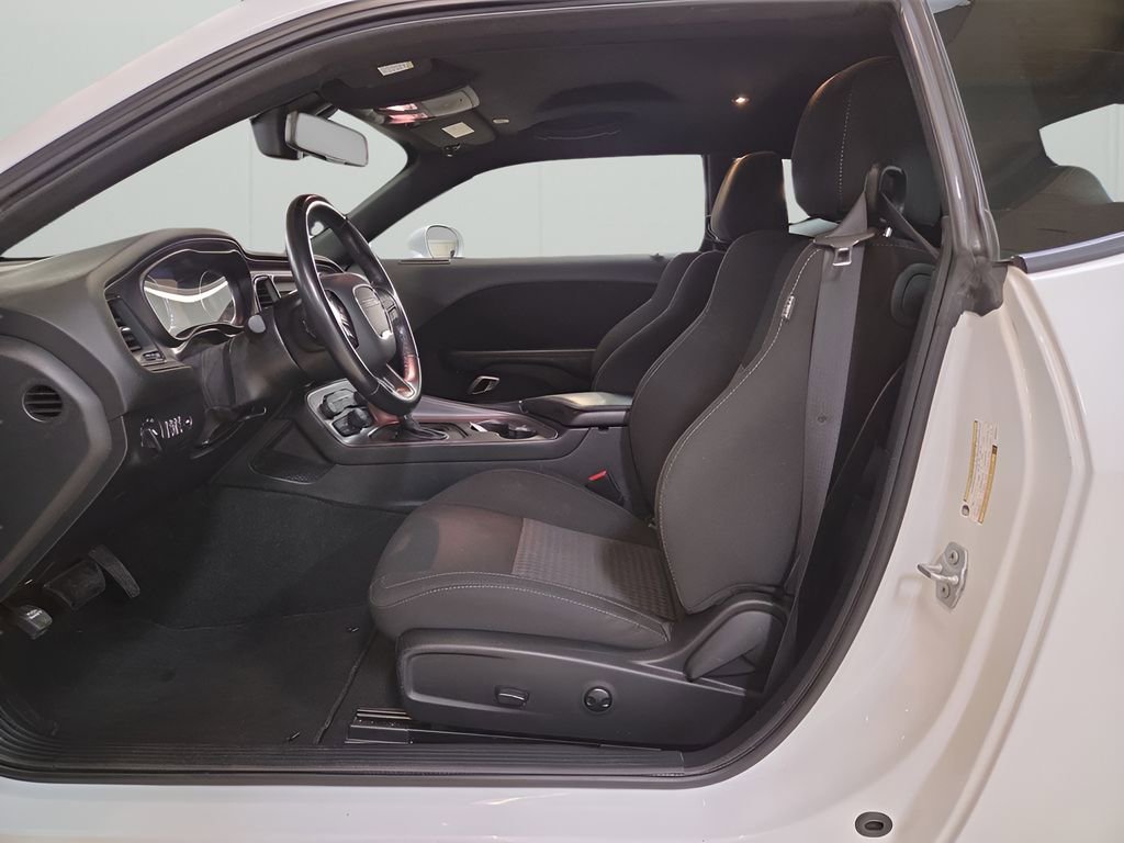 Certified 2023 Dodge Challenger GT image 9