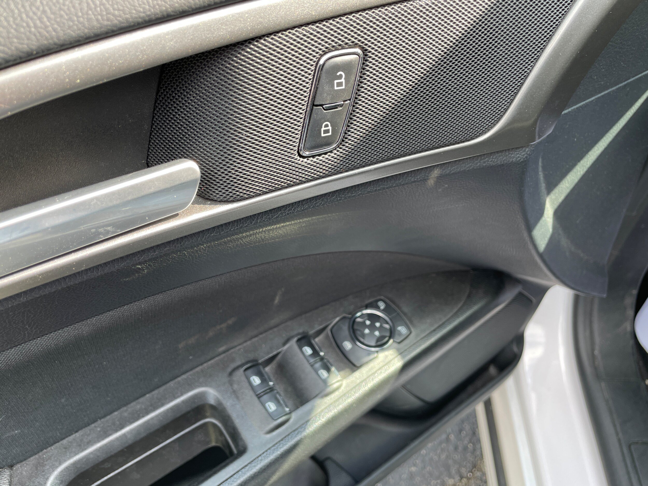 Used 2020 Ford Fusion SE AWD/4WD image 15