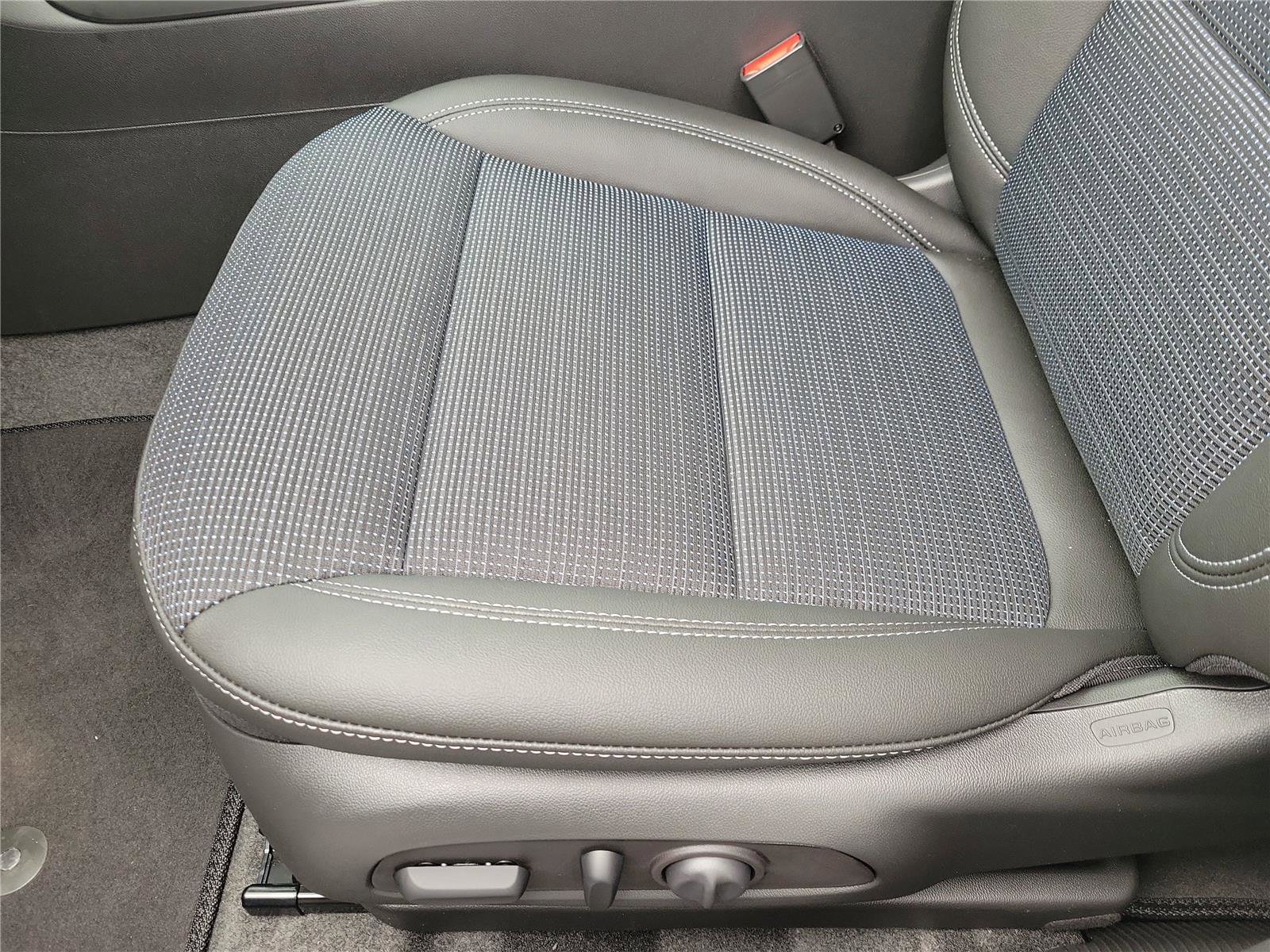 New 2026 Buick Envista Preferred w/ Convenience I Package image 19