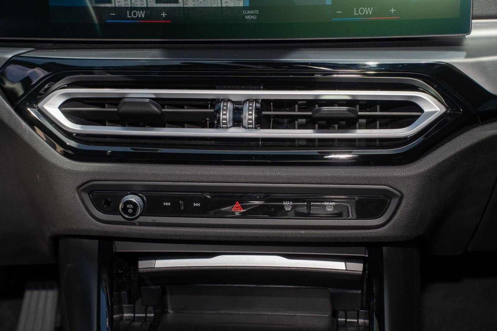 Used 2023 BMW 230i Coupe w/ Premium Package RWD image 20