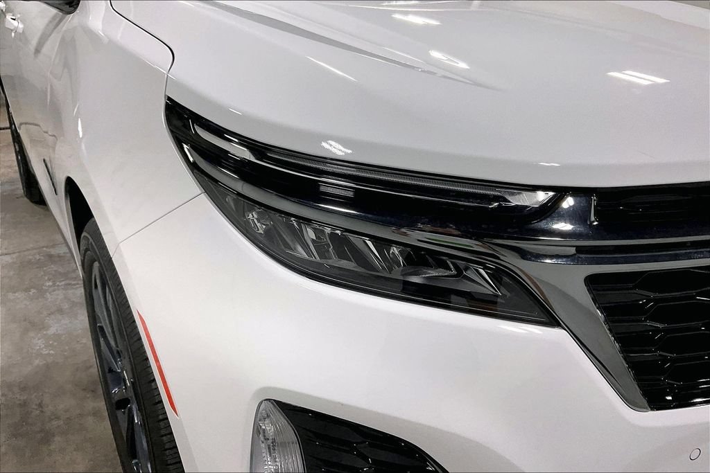 Used 2022 Chevrolet Equinox RS w/ RS Leather Package FWD image 36