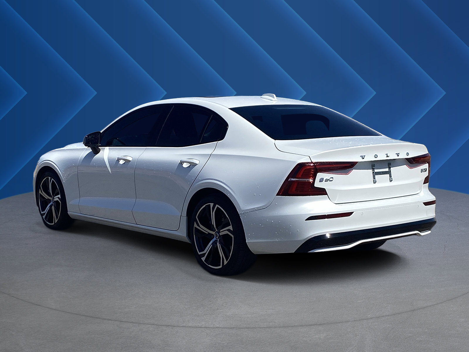 Used 2024 Volvo S60 B5 Core AWD/4WD image 5
