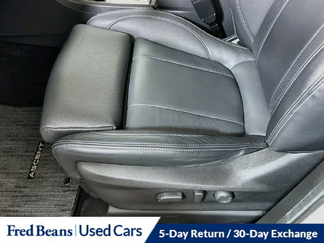 Used 2023 Subaru Ascent Limited w/ Technology Package AWD/4WD image 27