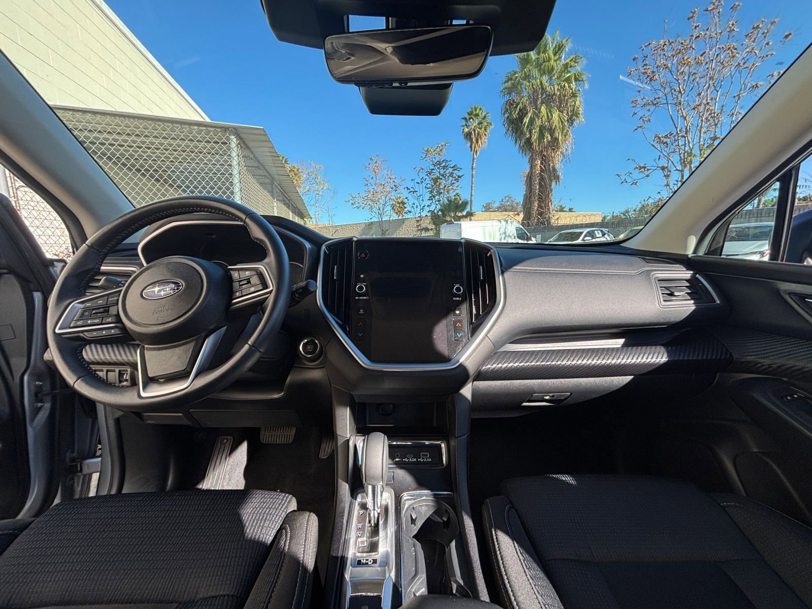 Used 2024 Subaru Ascent Premium w/ Convenience Package image 34