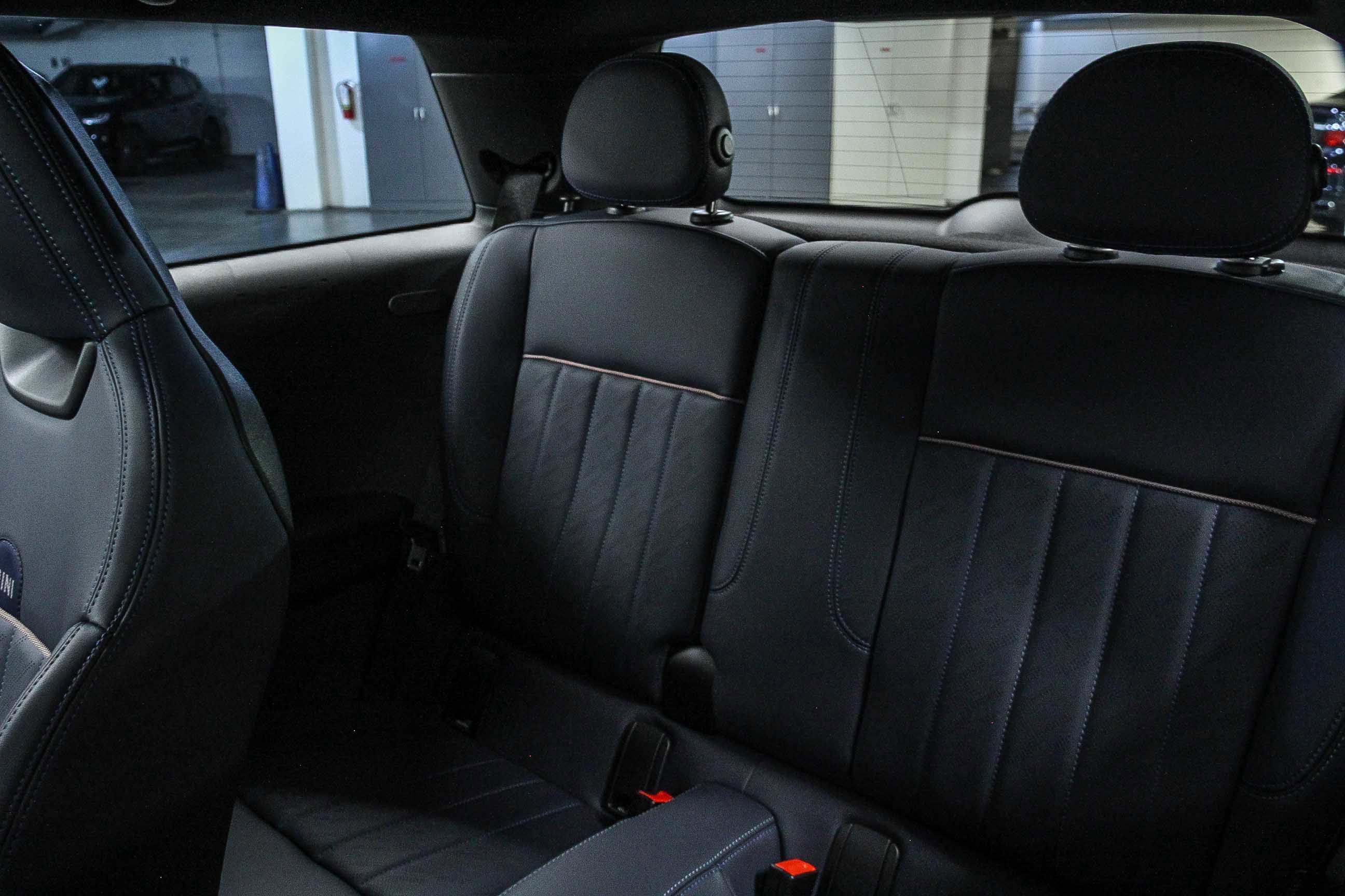 Used 2025 MINI Cooper 2-Door Hardtop image 18