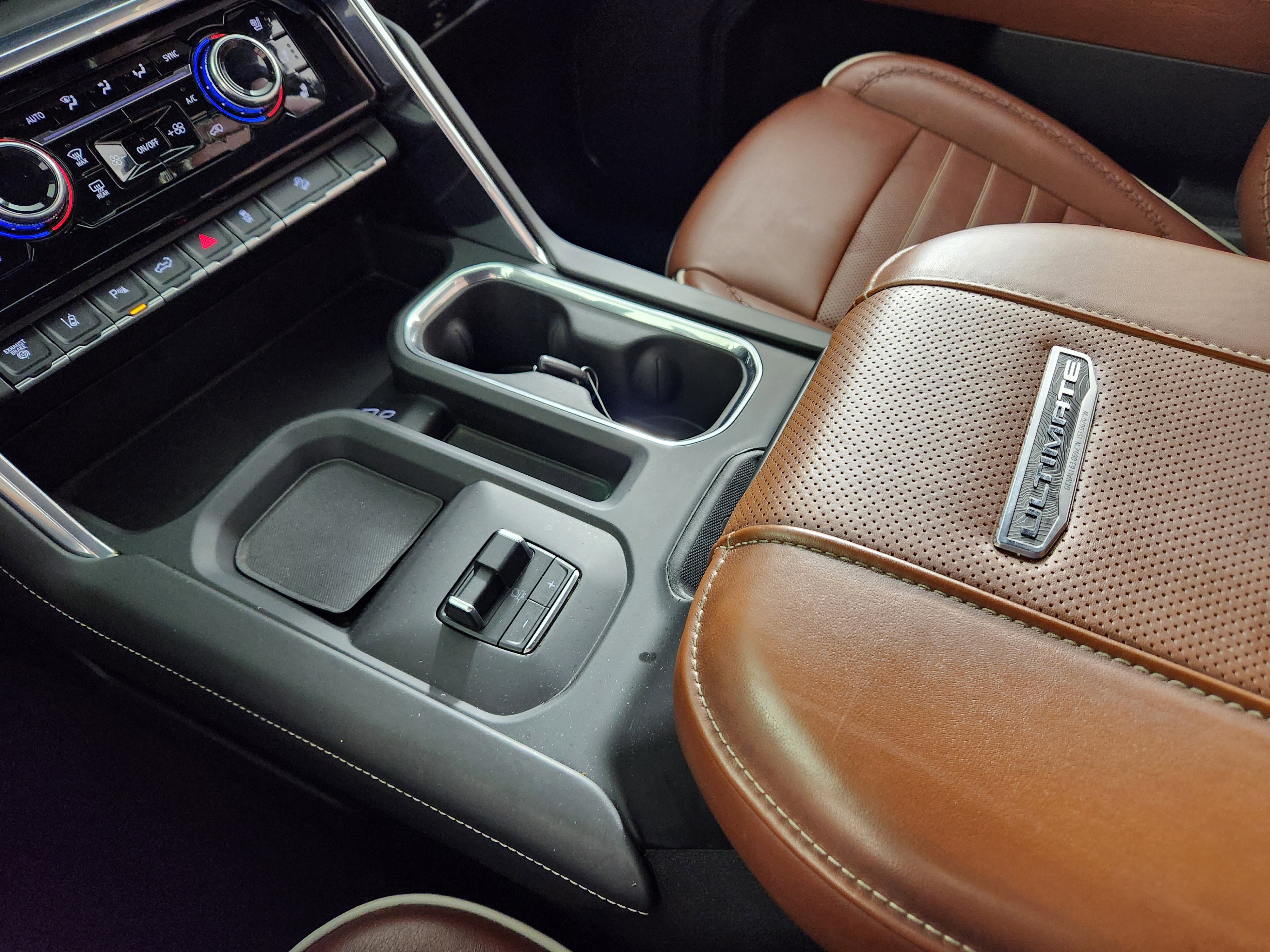 Used 2025 GMC Sierra 2500 Denali Ultimate image 25