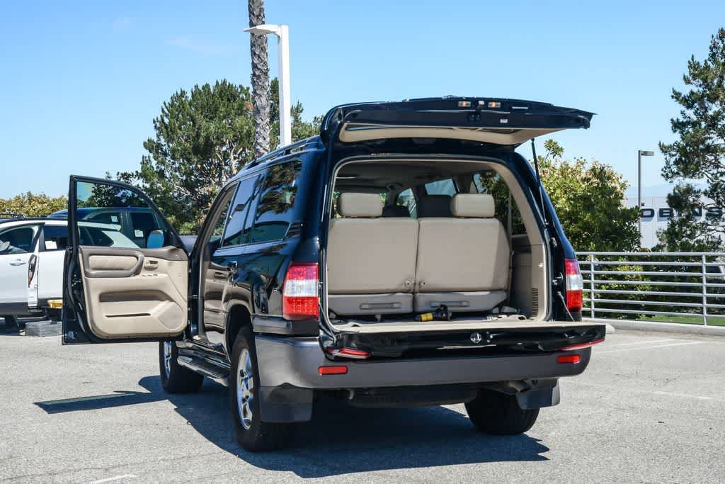 Used 2006 Toyota Land Cruiser AWD/4WD image 31