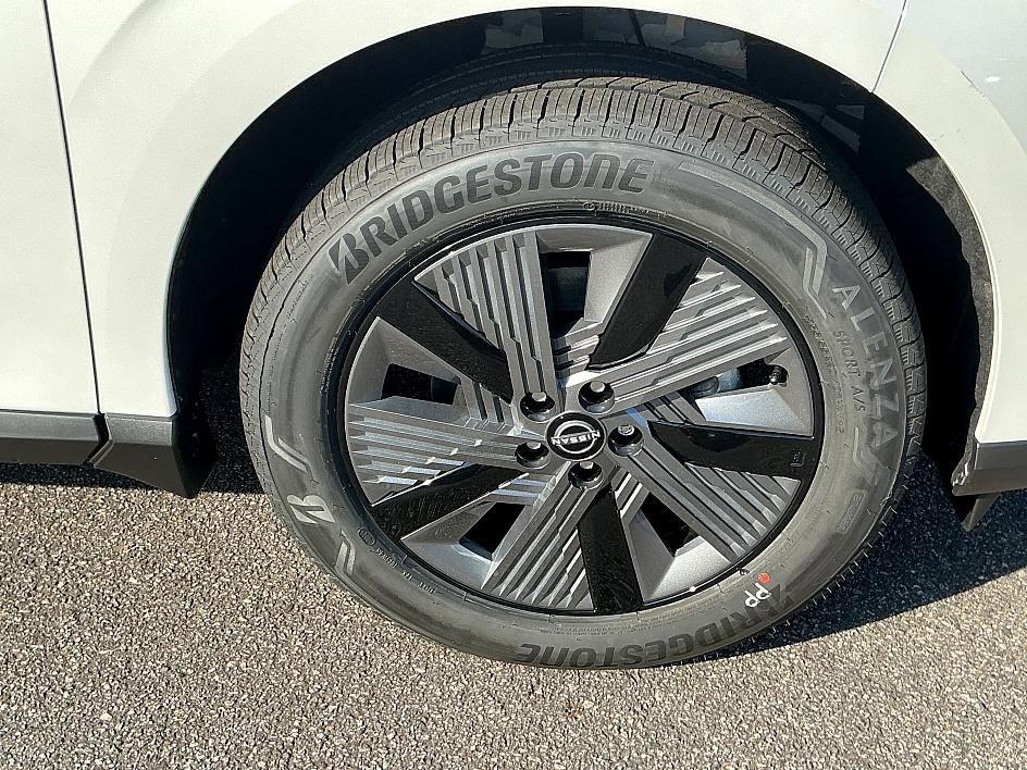 New 2026 Nissan Murano SL image 10