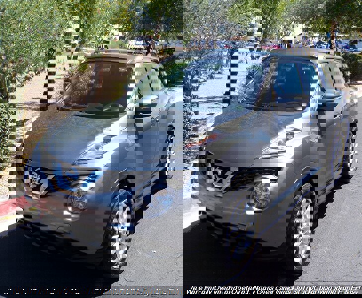 Used 2015 Nissan Juke S image 3