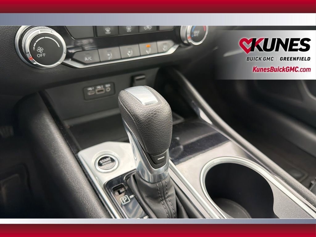 Used 2024 Nissan Altima 2.5 SV image 31