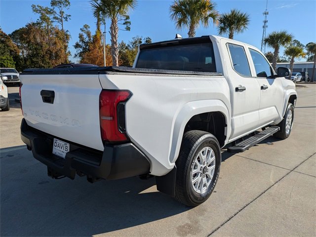Used 2024 Toyota Tacoma SR image 4