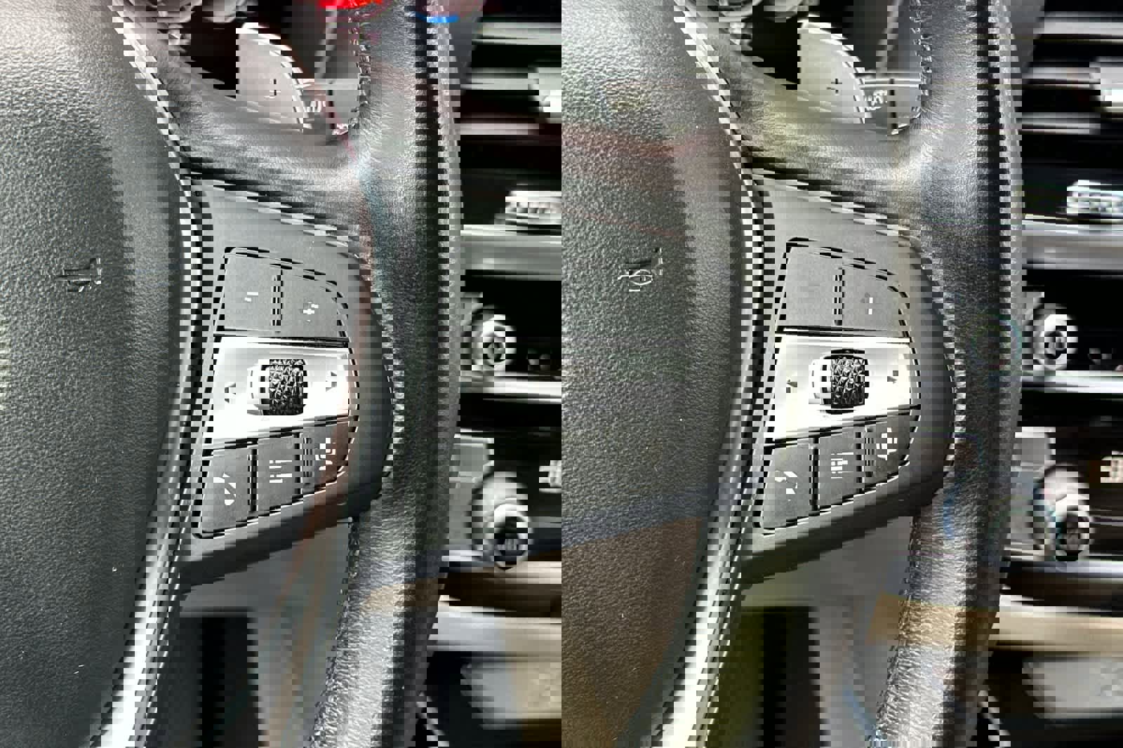 Used 2021 BMW X3 sDrive30i image 28