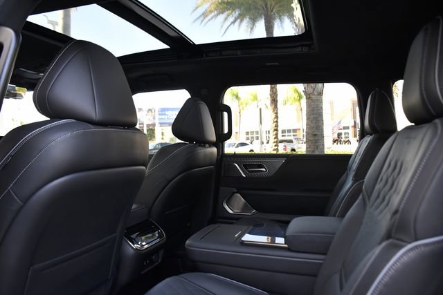 Used 2025 INFINITI QX80 Autograph image 28