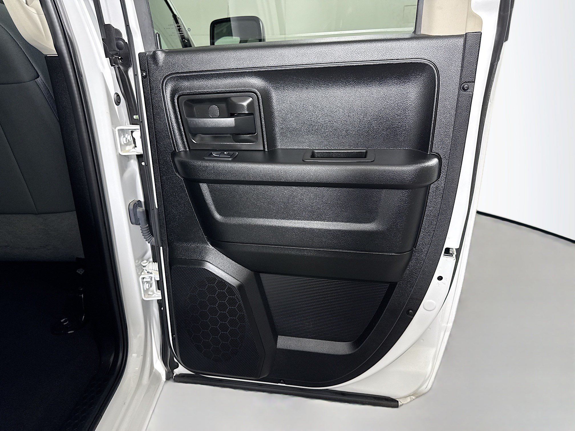 Used 2020 RAM 1500 Tradesman w/ Popular Equipment Group RWD image 27