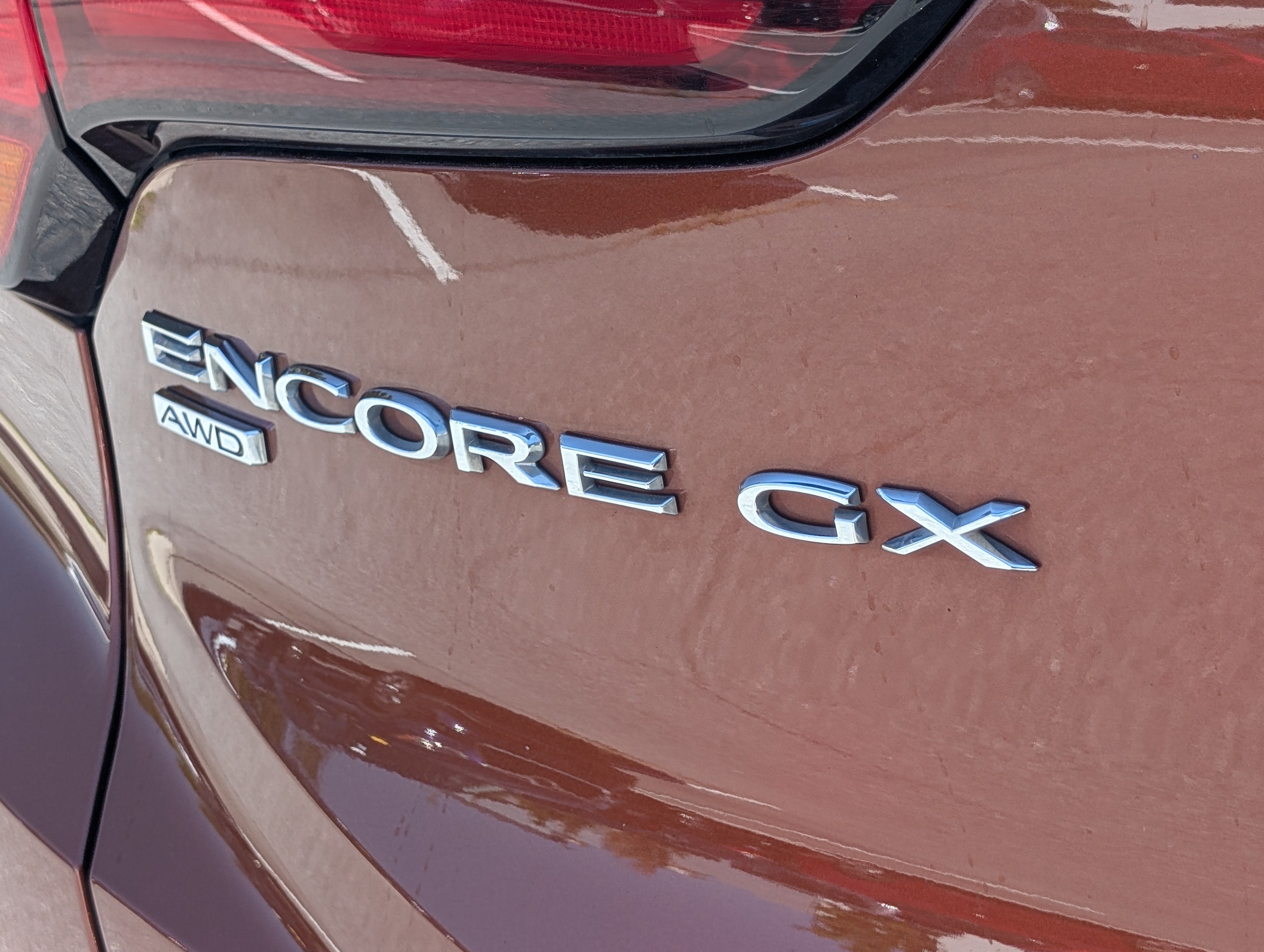 Used 2020 Buick Encore GX Select w/ Advanced Technology Package AWD/4WD image 9