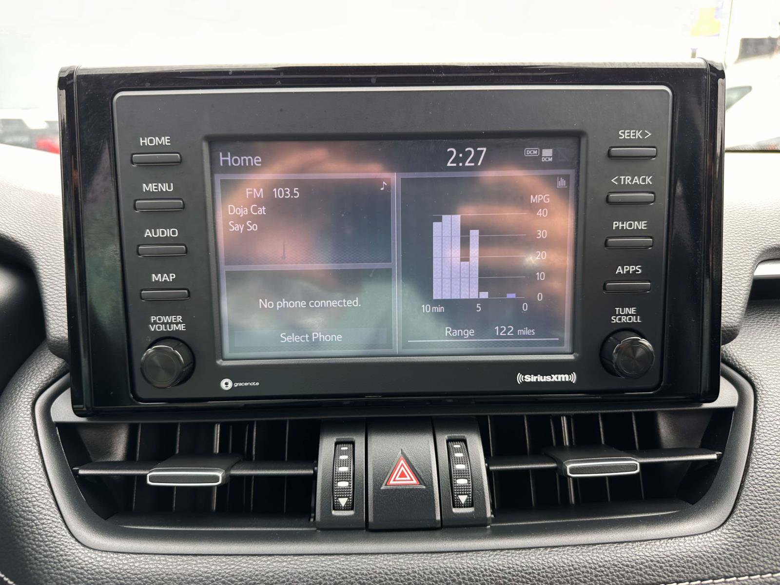 Used 2021 Toyota RAV4 XLE Premium AWD/4WD image 24
