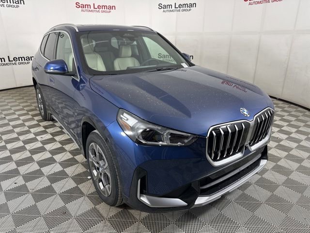 Used 2025 BMW X1 xDrive28i w/ Technology Package image 2