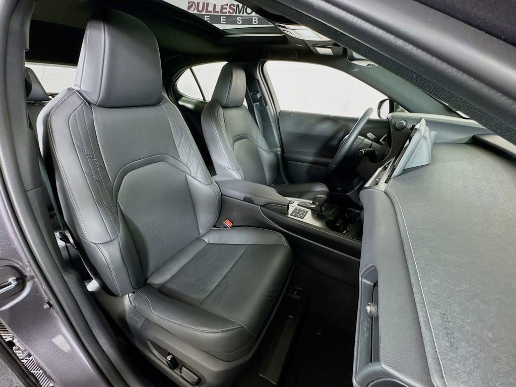 Used 2025 Lexus UX 300h AWD w/ Accessory Package (Z1) image 29