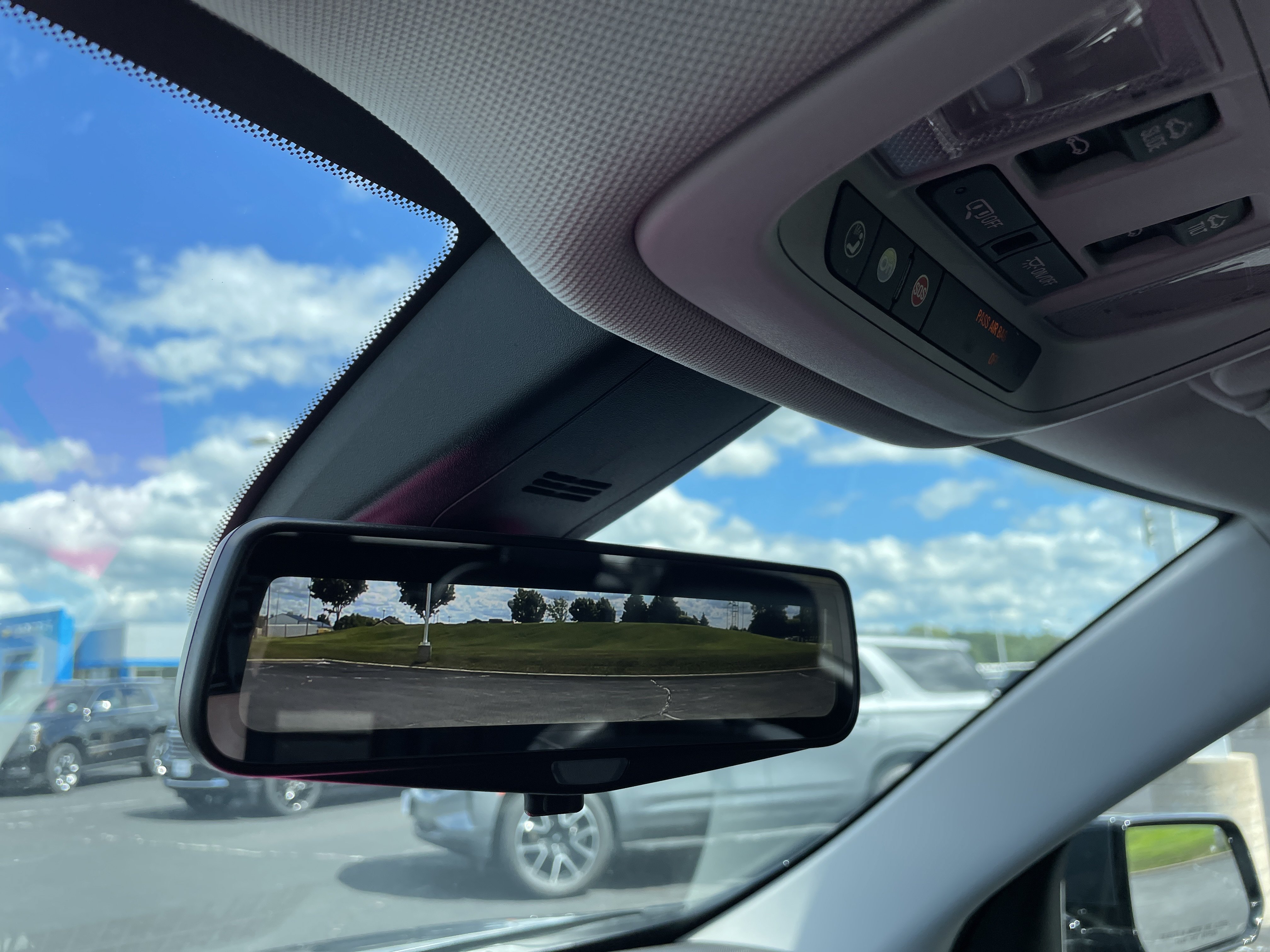 Used 2018 Chevrolet Traverse Premier w/ LPO, Floor Liner Package AWD/4WD image 8