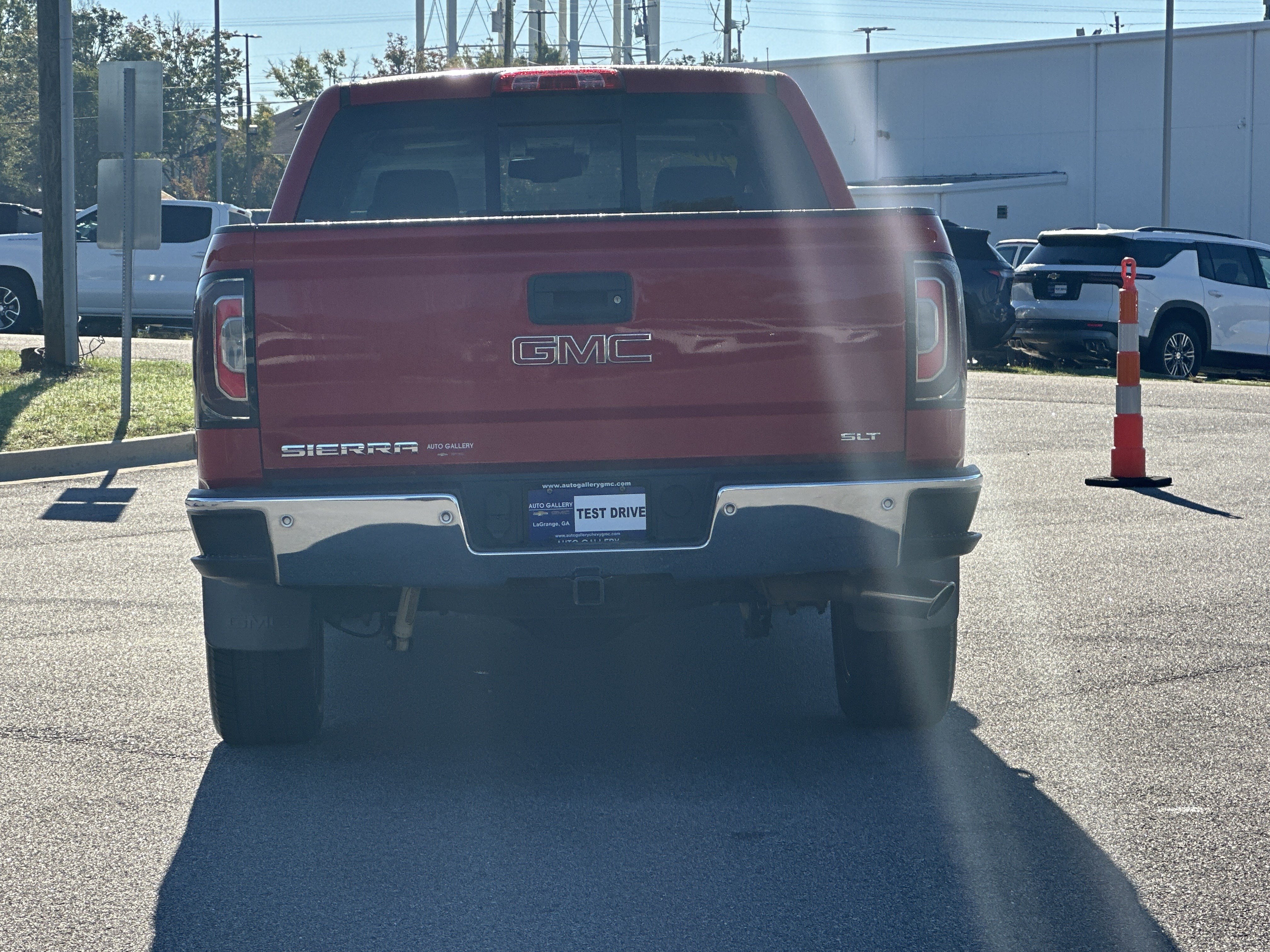 Used 2018 GMC Sierra 1500 SLT AWD/4WD image 7