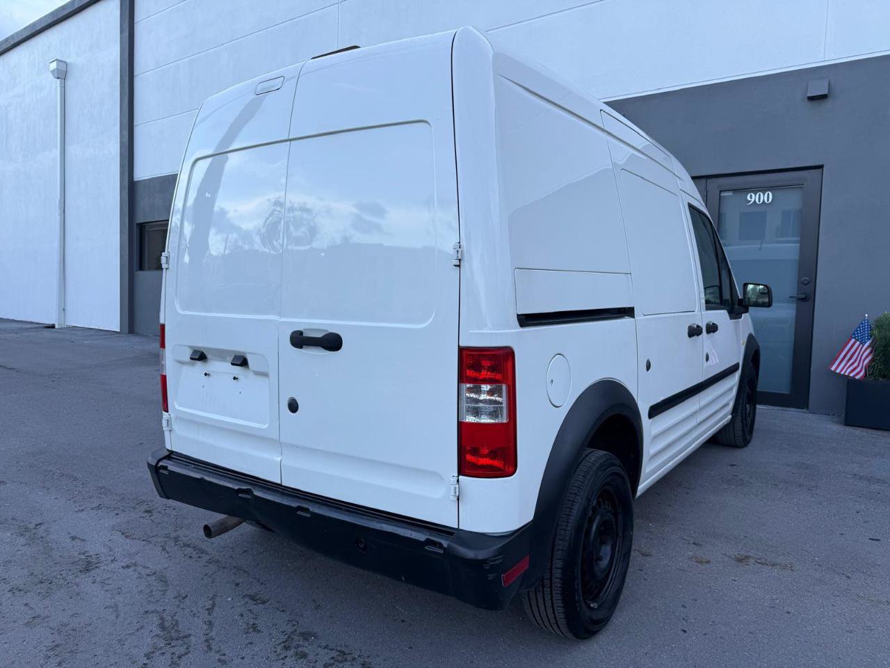 Used 2013 Ford Transit Connect XL FWD image 9