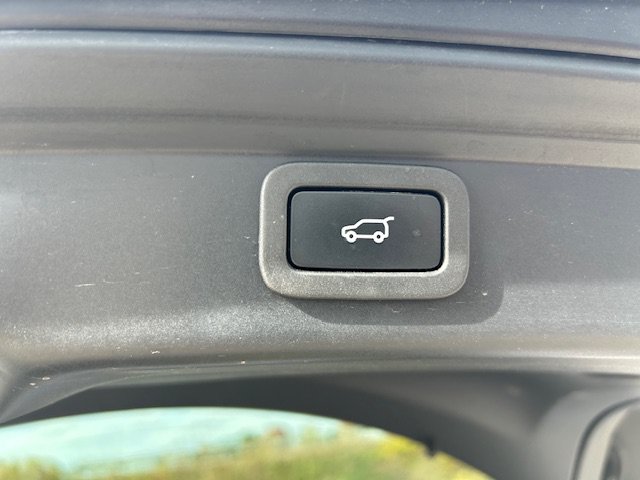 Certified 2022 Jaguar I-PACE HSE AWD/4WD image 14