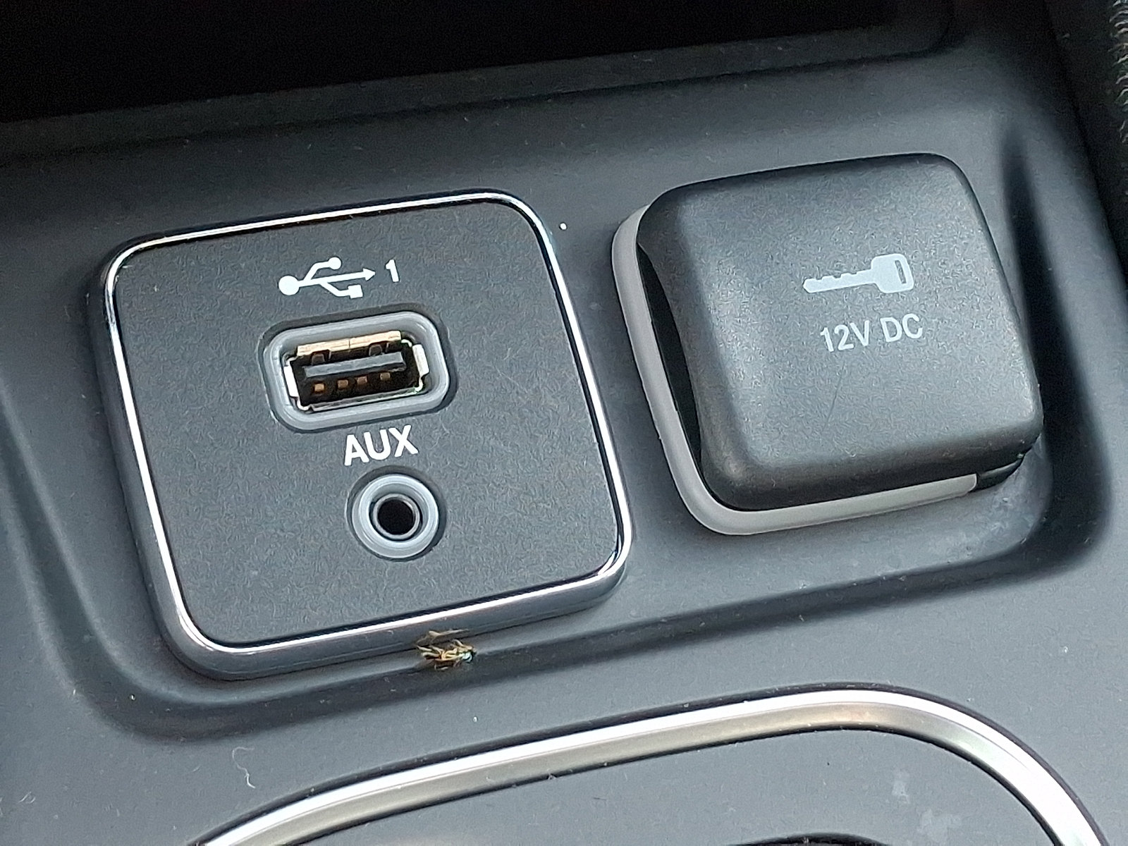 Used 2022 Jeep Cherokee Latitude Lux w/ Sun & Sound Group AWD/4WD image 26