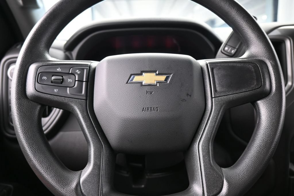Used 2025 Chevrolet Silverado 1500 Custom w/ Turbomax Blackout Package AWD/4WD image 23
