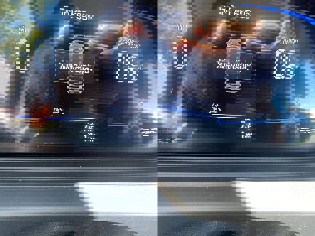 New 2026 Hyundai Venue SEL FWD image 15