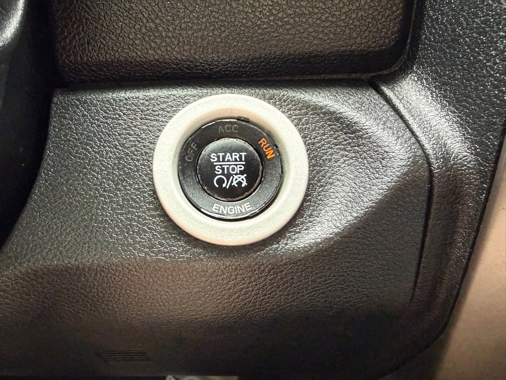 Used 2016 RAM 3500 Laramie Longhorn image 35