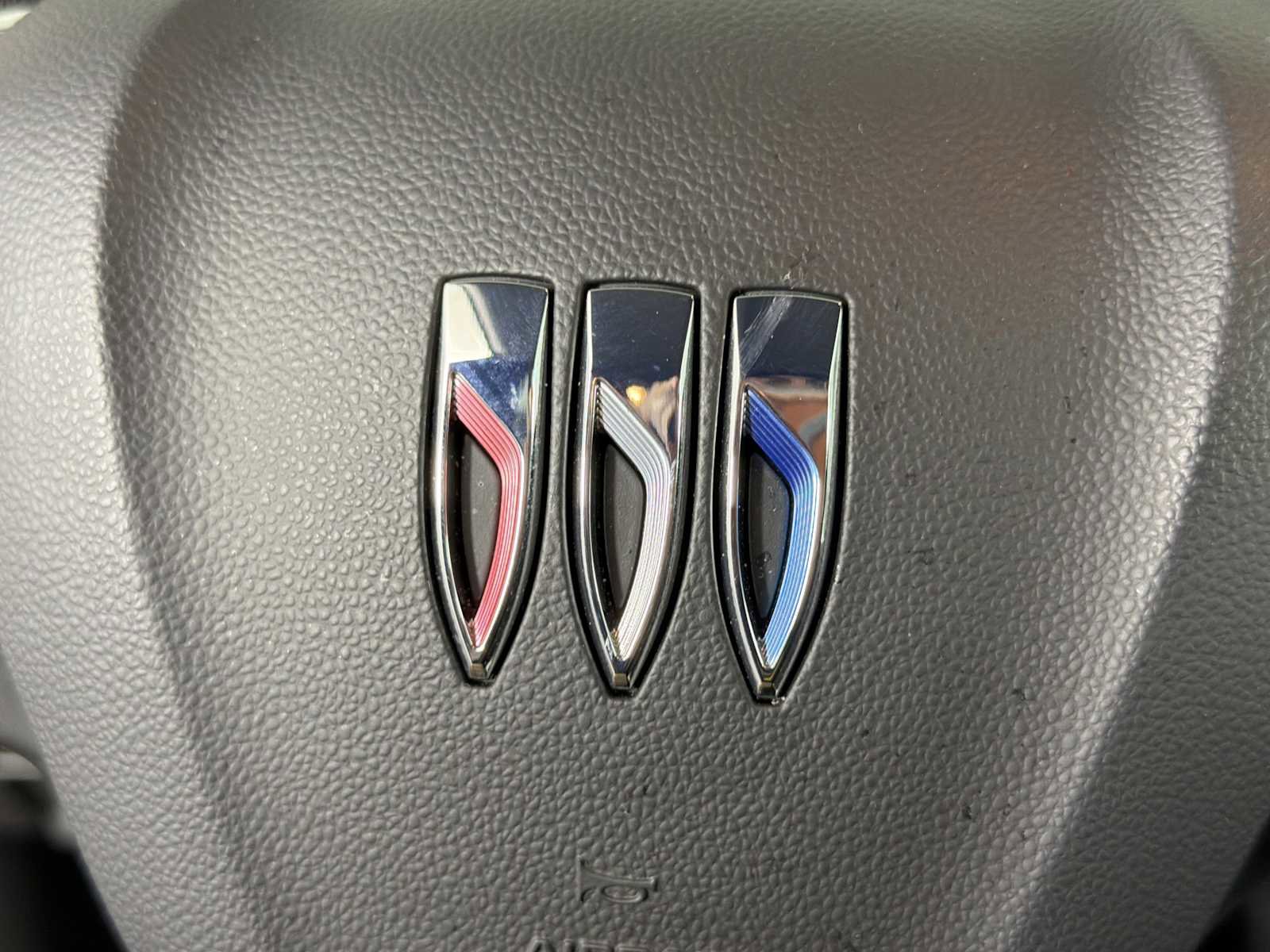 Certified 2024 Buick Encore GX Sport Touring w/ Experience Buick Package image 23