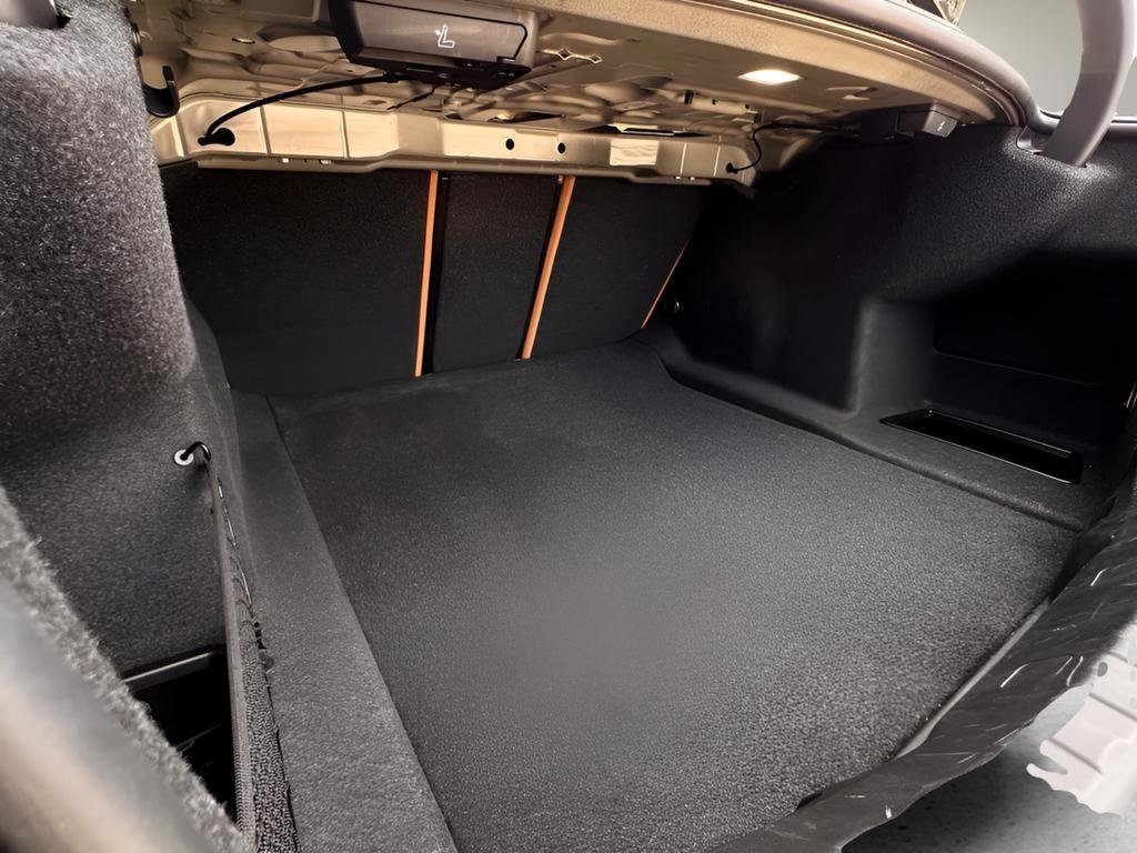 Used 2023 BMW 330i Sedan w/ Convenience Package image 25