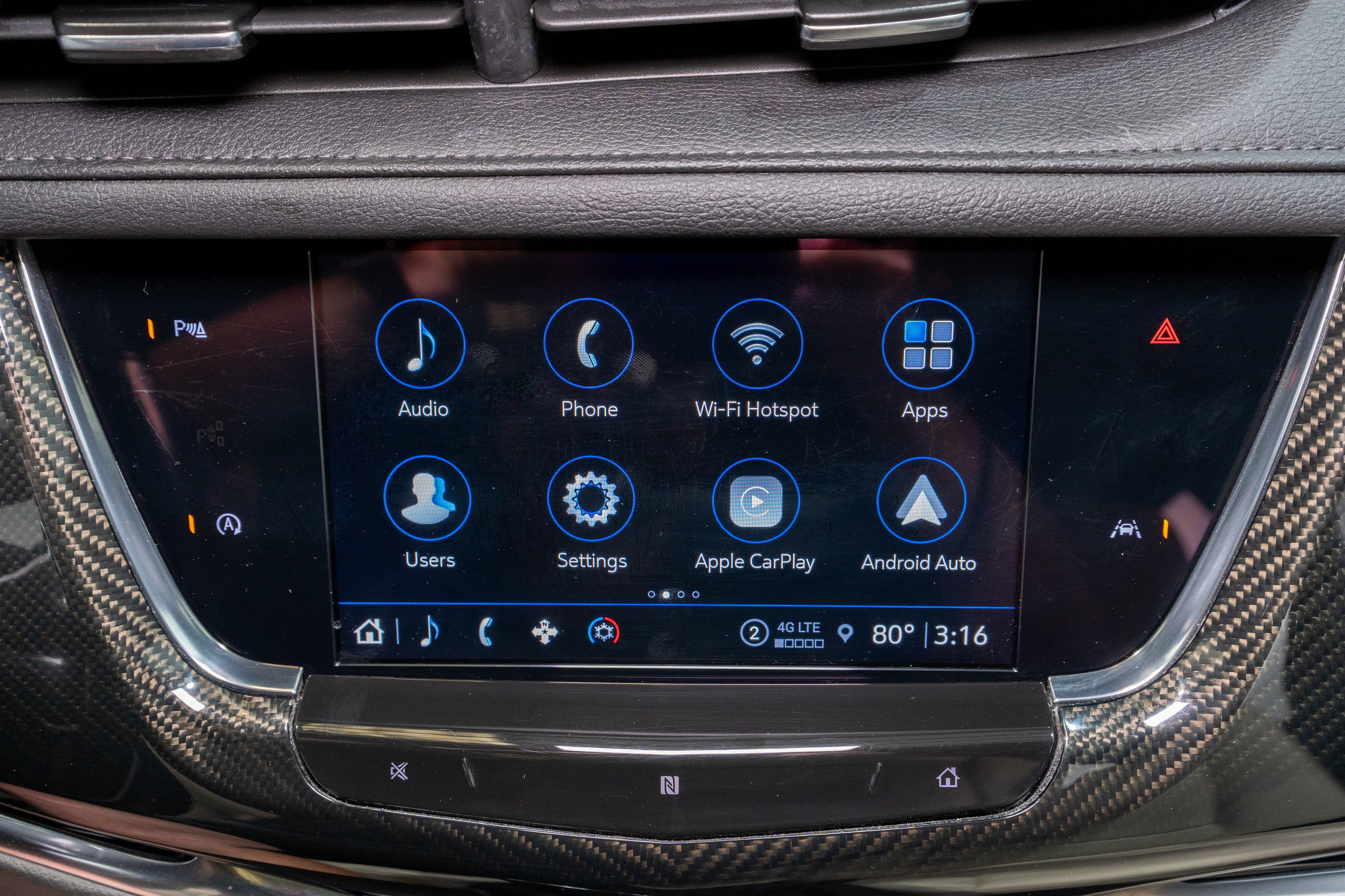 Used 2021 Cadillac XT6 Sport AWD/4WD image 18
