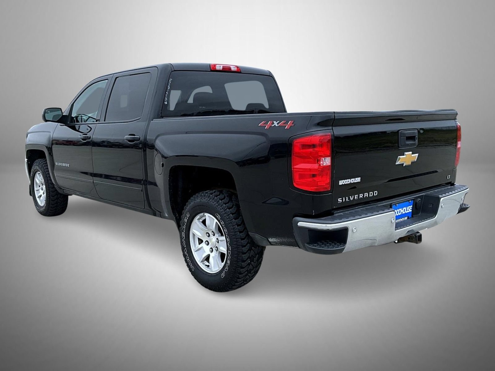 Used 2018 Chevrolet Silverado 1500 LT w/ Trailering Package AWD/4WD image 7