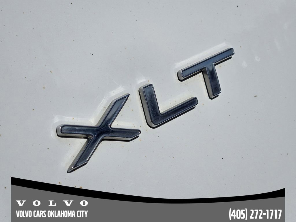 Used 2023 Ford Transit 350 XLT image 9