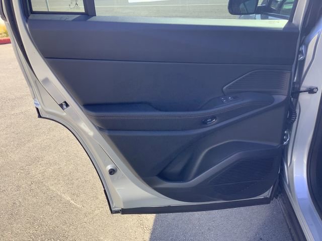 New 2026 Jeep Cherokee Limited image 25