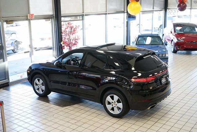 Used 2020 Porsche Cayenne image 59