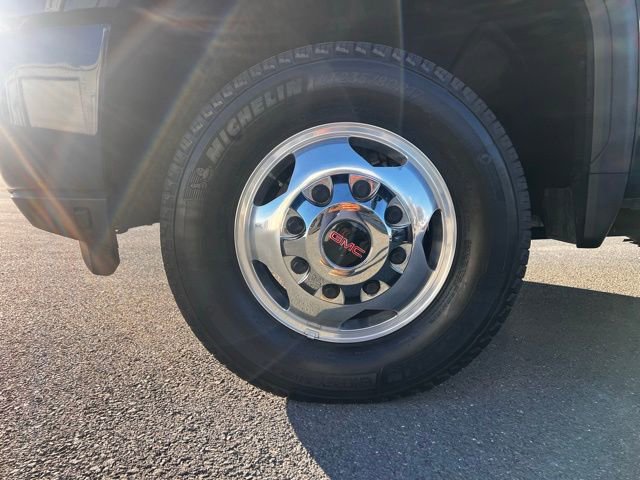 Used 2023 GMC Sierra 3500 Denali w/ Denali Ultimate Package AWD/4WD image 19