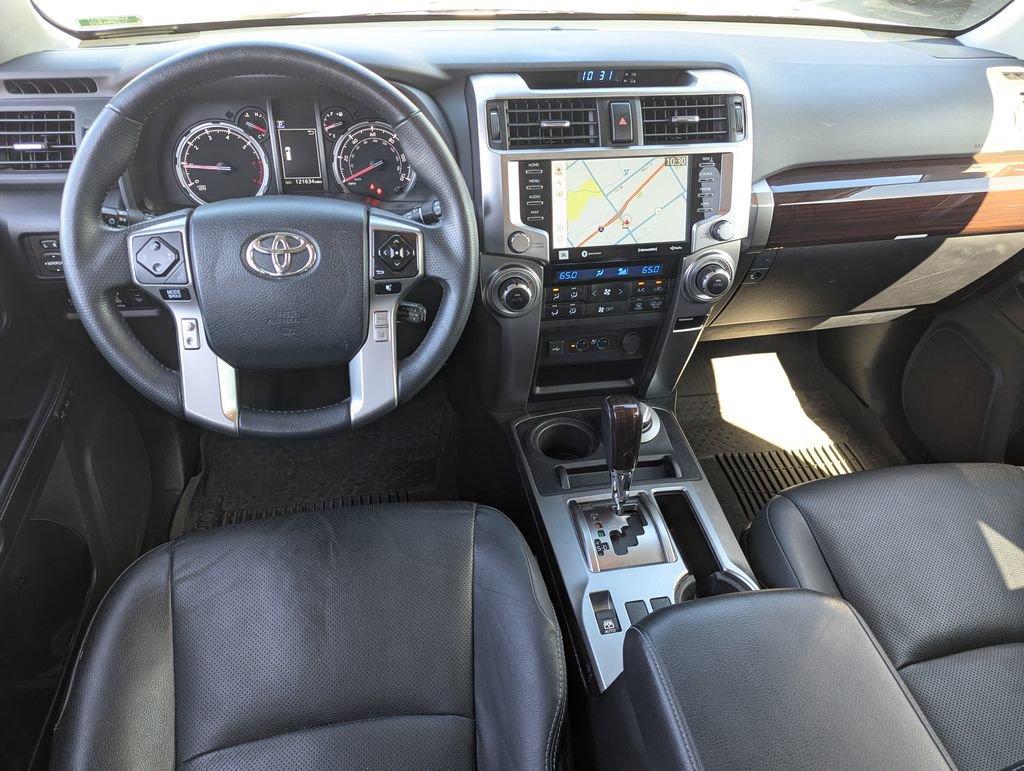 Used 2022 Toyota 4Runner Limited AWD/4WD image 32