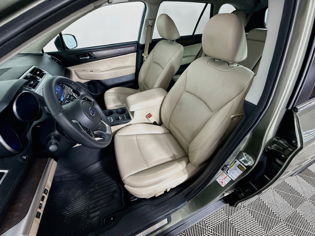 Used 2019 Subaru Outback 3.6R Limited w/ Popular Package #2 AWD/4WD image 22