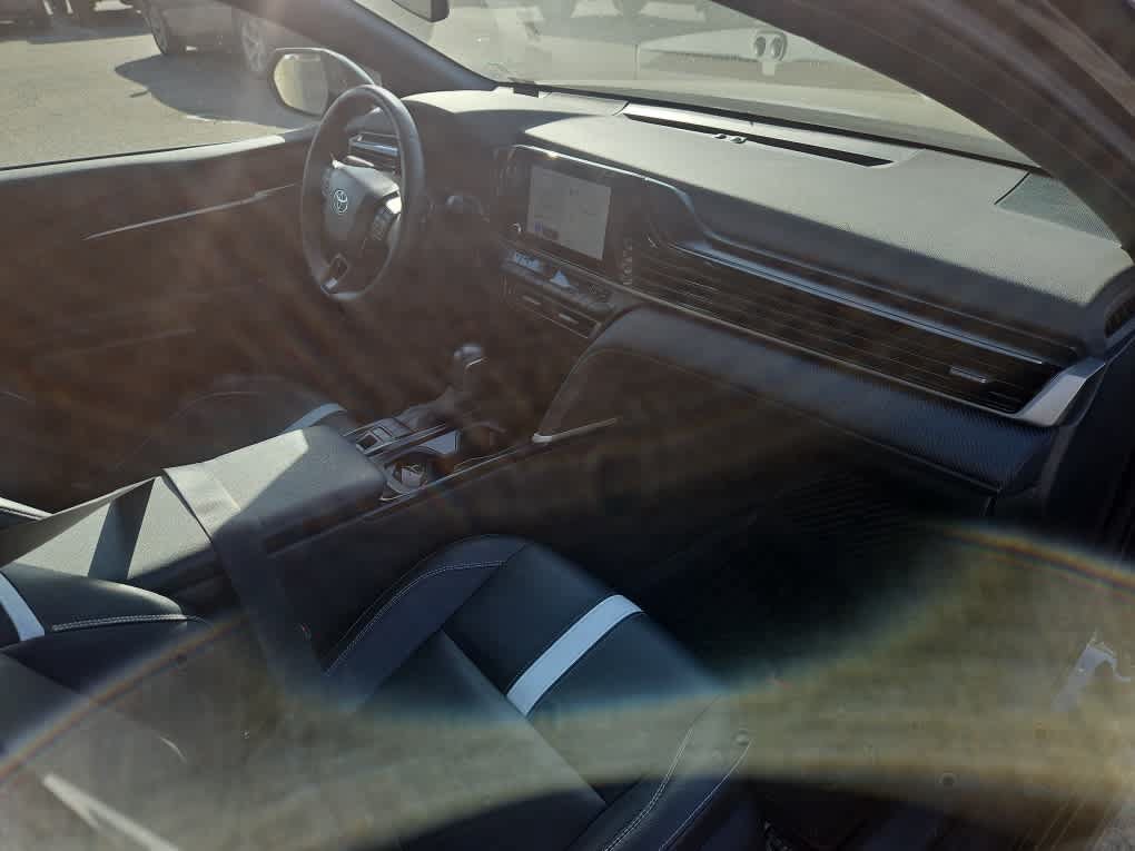 Used 2025 Toyota Camry SE w/ Convenience Package FWD image 13