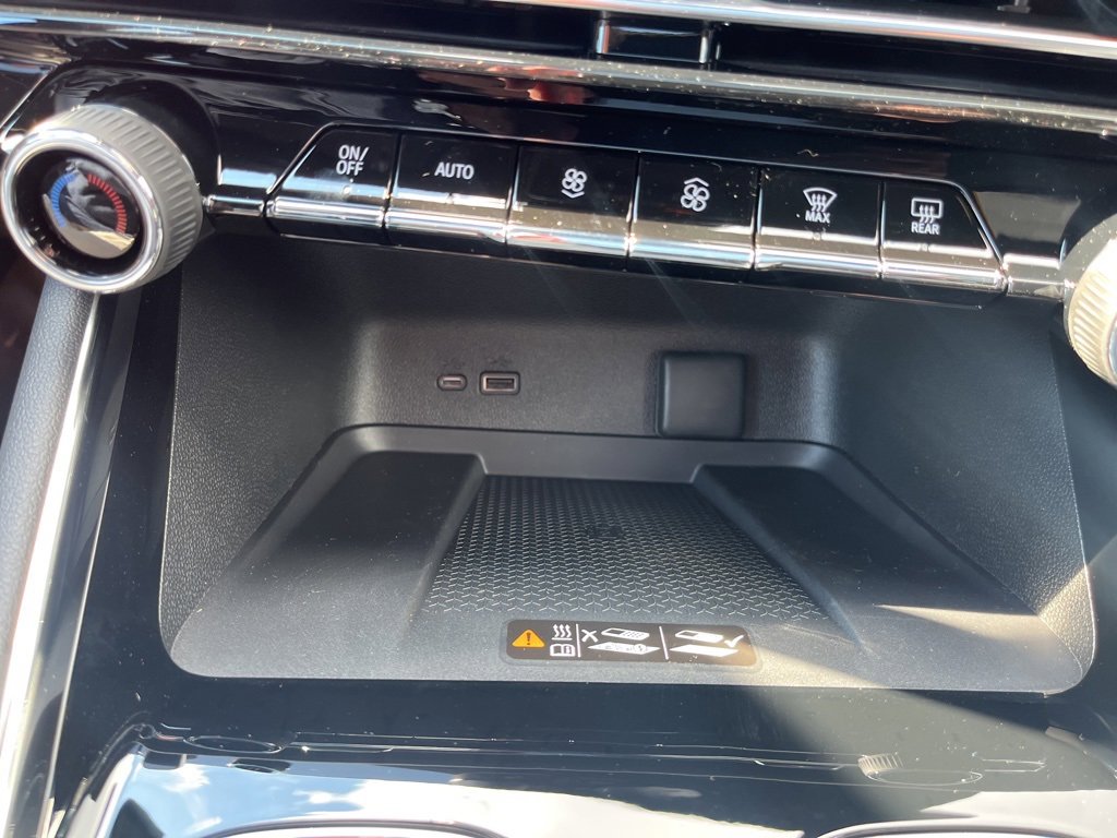 New 2026 Chevrolet Traverse Z71 w/ Driver Confidence Package image 23