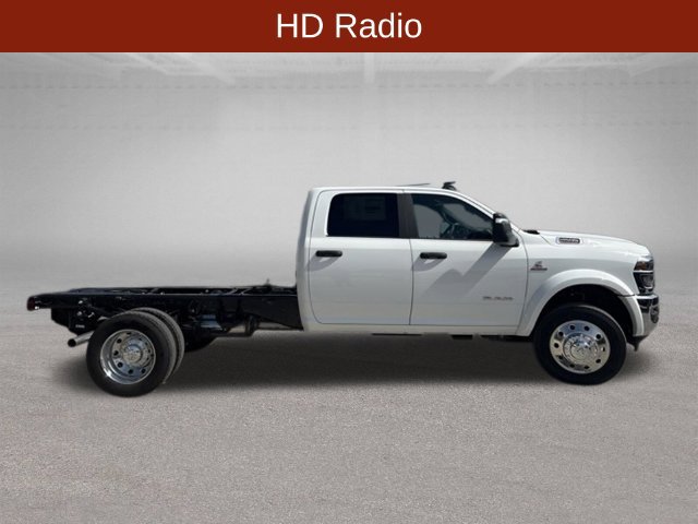 New 2026 RAM 4500 4x4 Crew Cab DRW image 7
