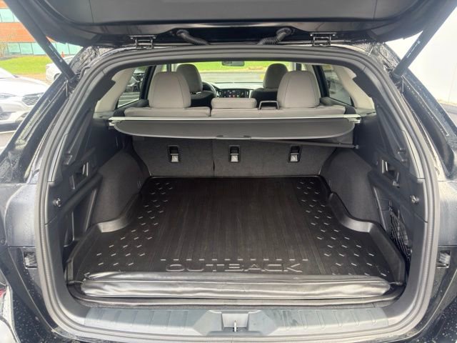 Certified 2025 Subaru Outback Premium image 21