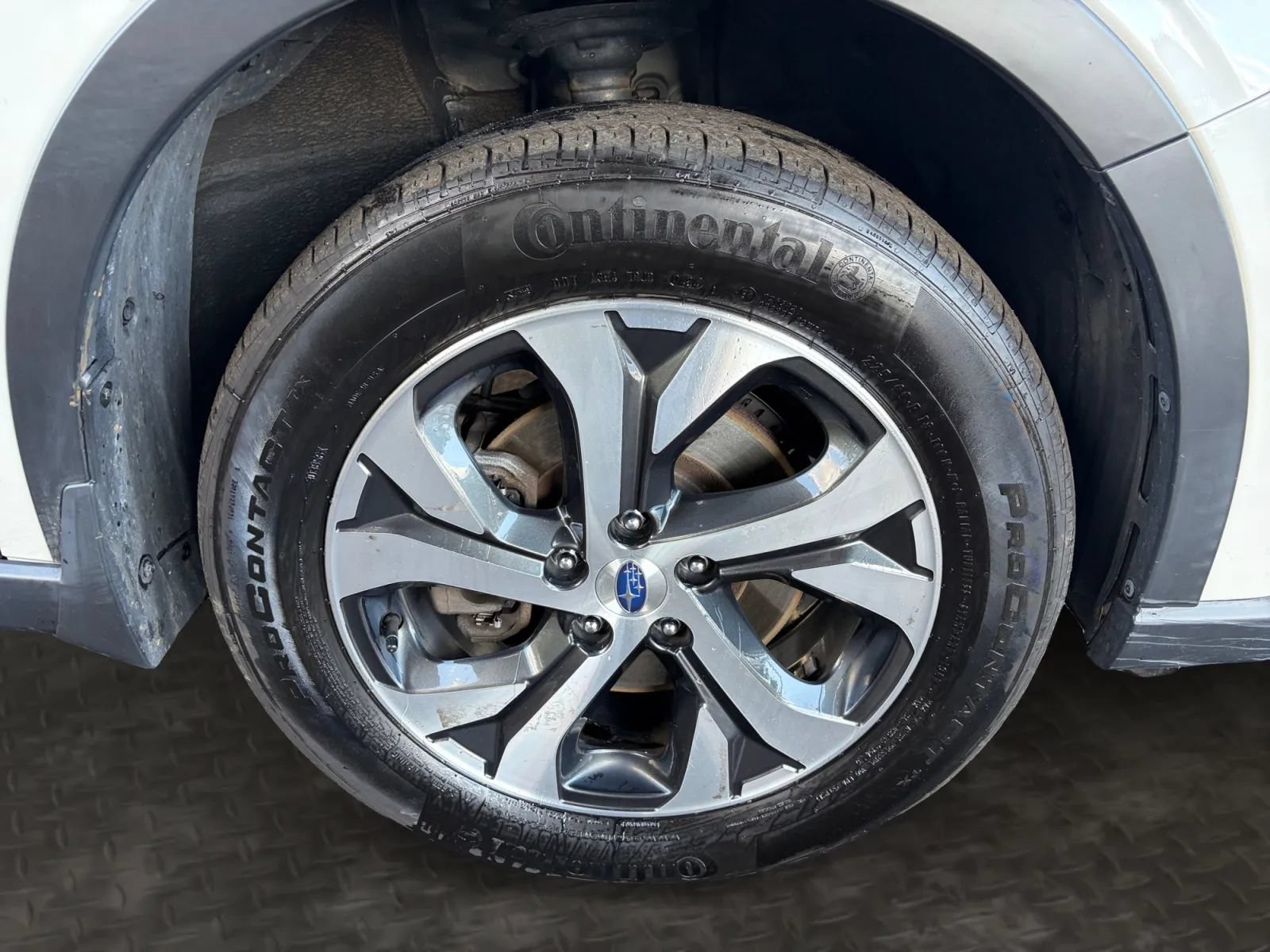 Used 2020 Subaru Outback Limited XT AWD/4WD image 38