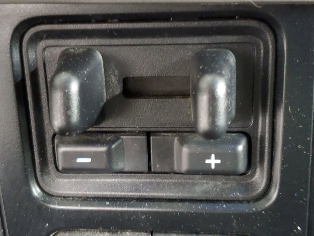 Used 2023 Ford F350 XLT w/ FX4 Off-Road Package image 19